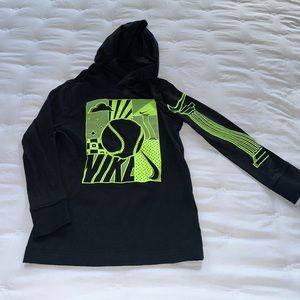 Nike boys hooded long sleeve